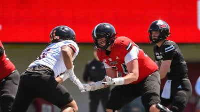Evan Malcore, Gary Givens III hit portal as NIU offensive exodus continues