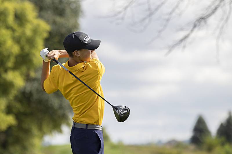 Sterling’s Bryce Hartman tees off on #1 Wednesday, Sept. 27, 2023 during the class 2A golf regionals at Deer Valley Country Club.