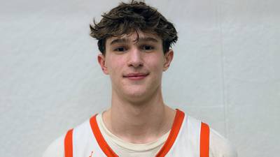 Blake Renfro, McHenry outlast Dundee-Crown in OT