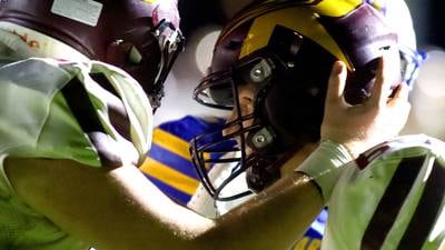 Hunter Carley rushes for 2 TDs, catches 1, as Richmond-Burton rolls past Aurora Central Catholic