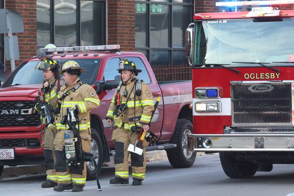 Two sustain smoke inhalation in fire at Peru restaurant