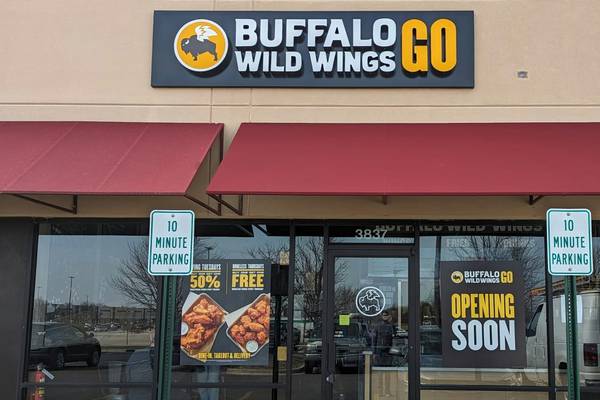 Buffalo Wild Wings GO takeout and delivery coming to Yorkville 