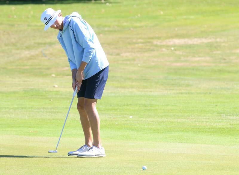 Burlington Central's Camden Sarallo puts on the 12th hole during the Class 2A Regional golf meet on Wednesday, Oct. 2, 2024 at Senicas Oak Ridge Golf Club in La Salle.