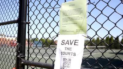 Park, school districts rally in tennis court dispute