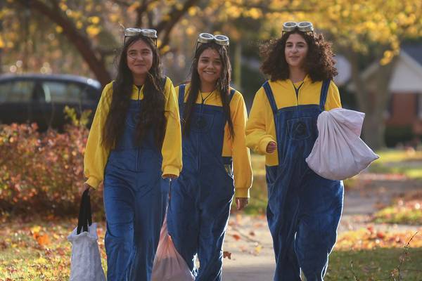 Show off your costumes during children’s Halloween parades at DeKalb library