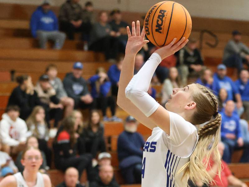 Princeton's Payton Brandt runs in to score on a layup during the Princeton High School Girls Basketball Holiday Tournament on Saturday, Nov. 22, 2025 at Princeton HIgh School.