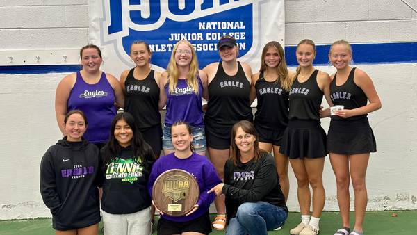 IVCC women’s tennis wins region tournament: Saturday’s  NewsTribune roundup  