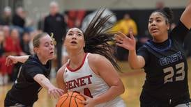 Benet, behind Emma Briggs’ career-best 36 points, overcomes Oswego East in regional final