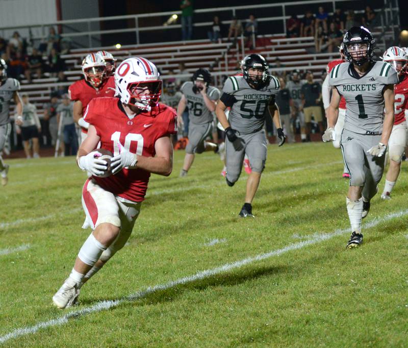 Oregon's Keaton Salsbury runs with ball against Rock Falls on Friday, Sept. 19, 2025 at Landers-Loomis Field in Oregon.
