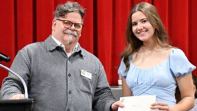Indian Creek graduate earns scholarship for philanthropy