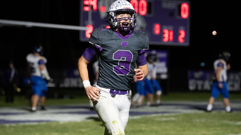 Wilmington’s explosive offense, dominant defense leads to quarterfinal rout of Tri-Valley