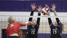 Dixon volleyball builds big leads, pulls away from Oregon
