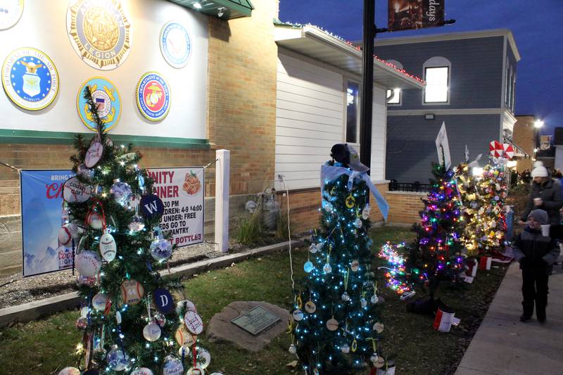Photos A Very Merry Huntley festival Shaw Local