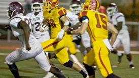 High school football: Matthew Huizinga provides highlight as Batavia opens new field with big win