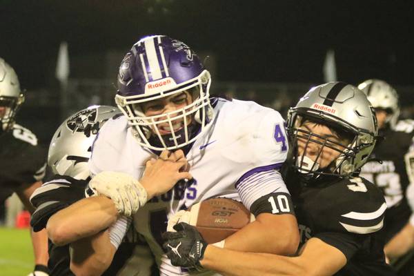 ‘Play like Dyl’: Rochelle picks up win against Kaneland in 1st game after injury to Dylan Manning