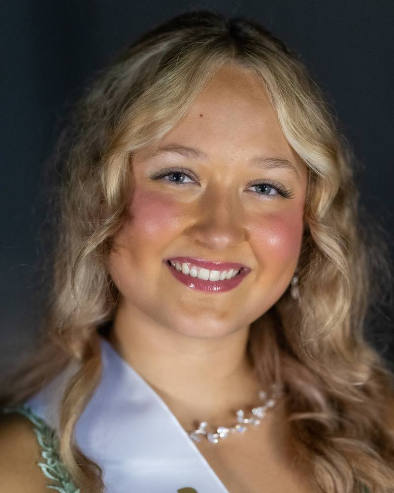 Lauren Holland poses for a portrait after winning the title of 2025 Mendota Sweet Corn Attendant on August 8, 2025 in Mendota.