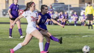 Girls soccer: Oregon keeps up pressure to defeat Dixon