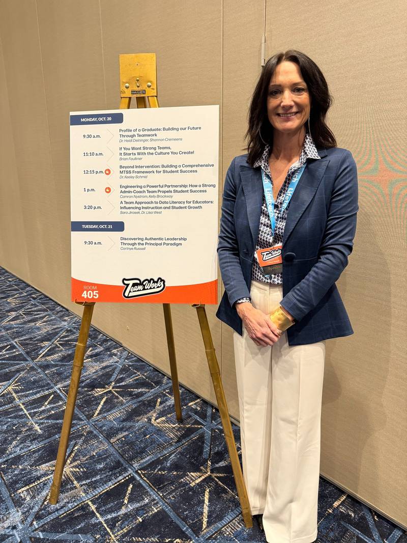 Wolf’s Crossing Elementary School Principal Cortnye Russell had the opportunity to share her experiences as a presenter at the Illinois Principals Association Conference.