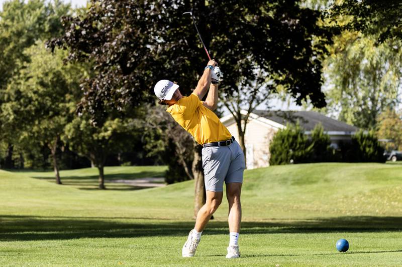 Joliet Central’s Andrew Markun competes in the IHSA Boys’ Class 3A Regional at Green Garden in Frankfort on Oct. 1, 2025.