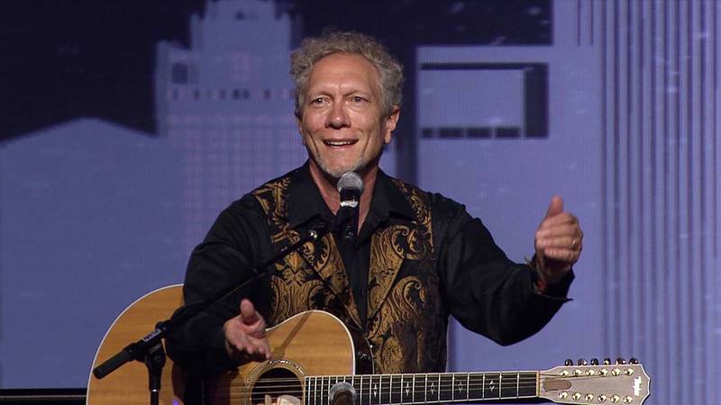 Internationally touring singer-songwriter Dennis Warner will perform a free concert at the DeKalb Public Library at 2 p.m. Saturday, Jan. 24.