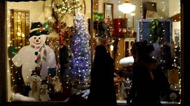 Shopping local is aim of Woodstock chamber’s holiday program with cash prizes