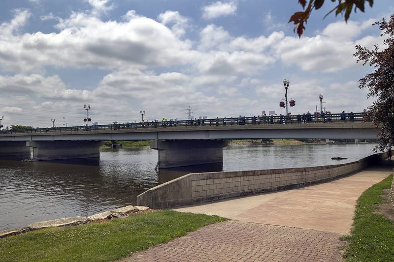 Protesters in Dixon join a nationwide No Kings protest Saturday, June 14, 2025. The anti-Trump gathering lined both sides of the Peoria Avenue Bridge.