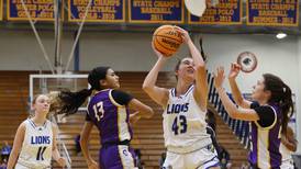 Despite shooting struggles, Emma O’Brien leads Lyons past Downers Grove North