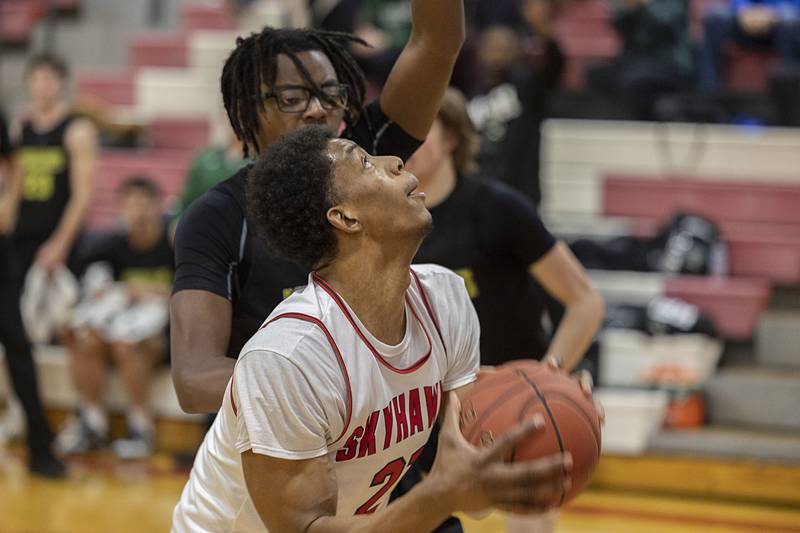 SVCC’s Aarhek Lamb works below the basket against Kishwaukee Thursday, Jan. 12, 2023.