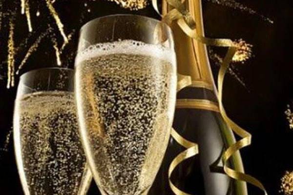 Ring in 2026 at these festive New Year’s Eve events in northern Illinois