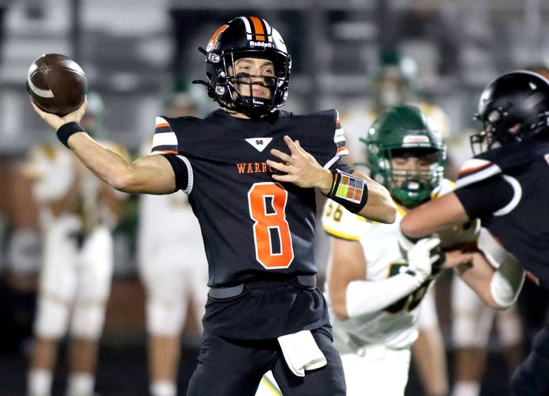McHenry’s Jeffry Schwab fires a pass against Crystal Lake South in varsity boys football at McCracken Field on the campus of McHenry High School in McHenry on Friday, Sept. 5, 2025.