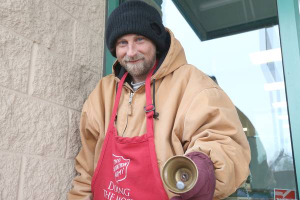 Ottawa Salvation Army Seeks Bell Ringers, Opens Angel Tree Signups  
