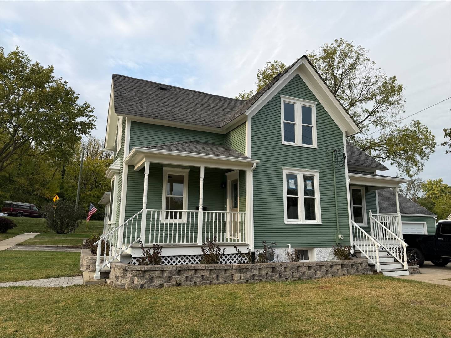 A house at 102 Center Street in Algonquin after renovation. Originally built between 1908-1912.