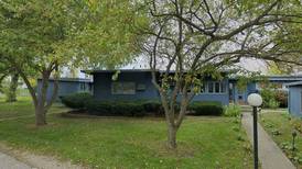 Single-family home built in 1954 sells in McHenry for $620,000