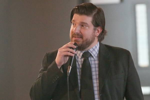 Zens stepping down as IVAC executive director