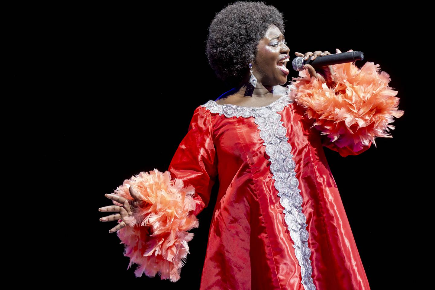 "Beehive: The '60s Musical" plays at Marriott Lincolnshire through Aug. 11, 2024