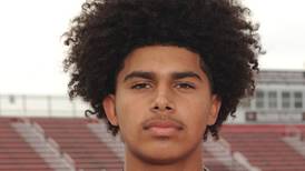 USC recruit Jonas Williams’ 358 yards, 4 TDs power Lincoln-Way East to blowout of Maine South