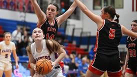 Glenbard South girls, Glenbard East boys win rivalry games to maintain Upstate Eight leads