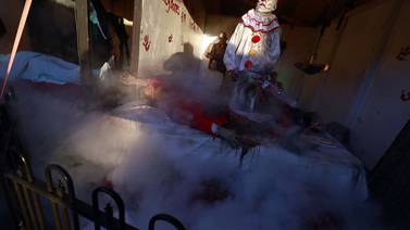 Nightmare on Williams Street: Downers Grove resident raises goosebumps on his home turf 