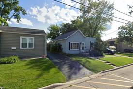 Single-family home sells for $243,000 in Wauconda