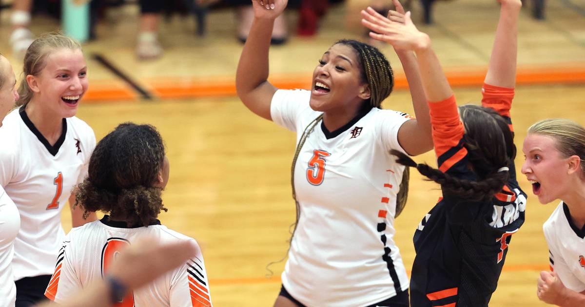 Photos DeKalb volleyball hosts Sycamore in an early season matchup