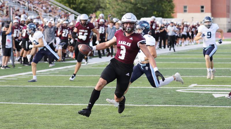 Wisconsin-La Crosse defensive back Charlie Kramer scores on a 24-yard interception return against Dakota State (S.D.).