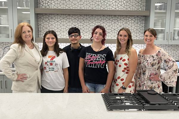 Joliet Township High School students can get cooking in new culinary classrooms
