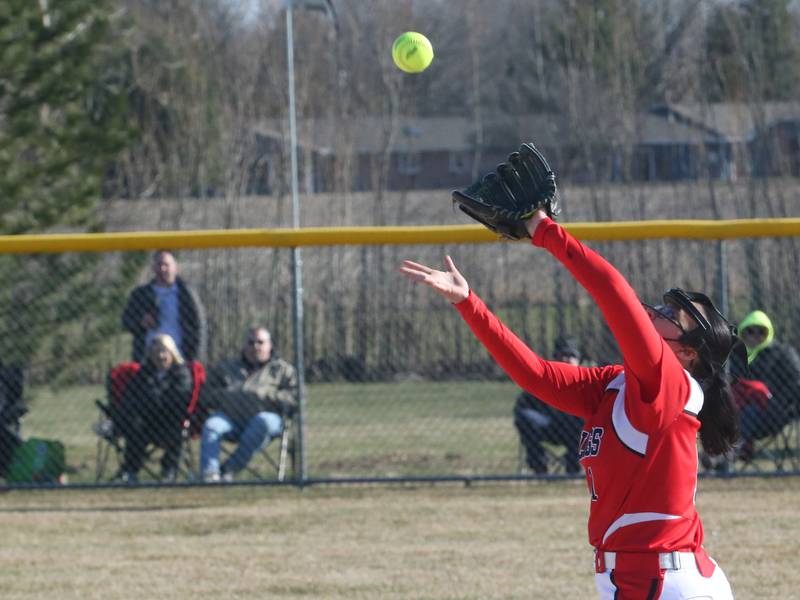 Streator's Jade Williams makes a catch at second base on Wednesday, March 29, 2023 at Veteran's Park in Peru.