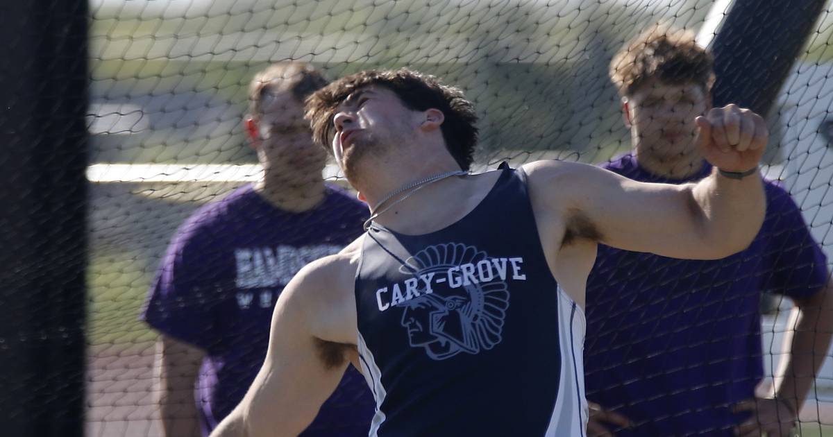 Logan Abrams leads Cary-Grove to second place at Class 3A Antioch Sectional