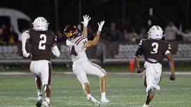 Loyola football vs. Marist Class 8A playoffs score, news, our pick, live coverage