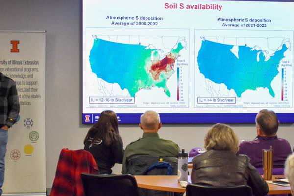 University of Illinois Extension hosts Oglesby Agronomy Summit for farmers