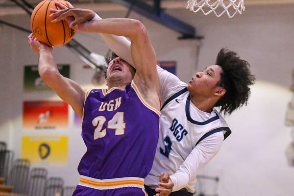 Suburban Life boys basketball notebook: Adam Flowers doing it all for streaking Downers Grove South