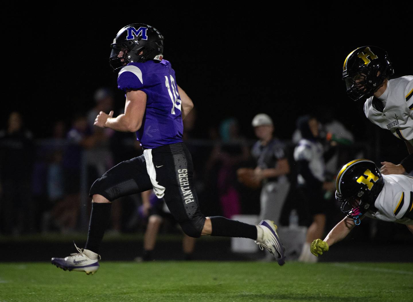Manteno's Connor Harrod out paces the Herscher defense for a touchdown in a game on Friday, September 12, 2025.