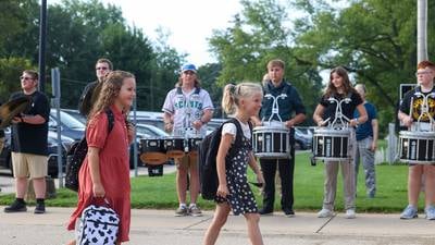 Photos: Herscher Intermediate students return with fanfare 