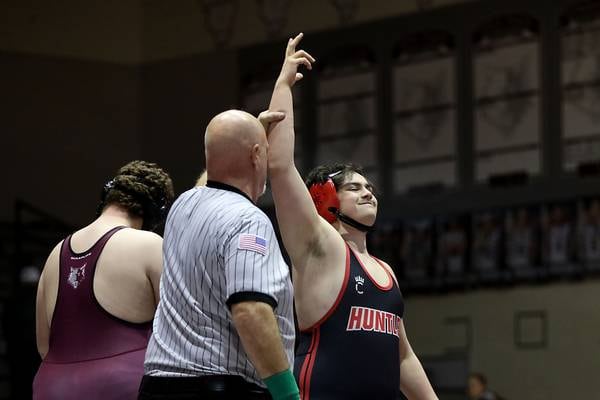 Huntley rolls over Prairie Ridge, wins eighth FVC championship in 10 years